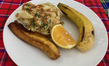Breakfast on camping safari