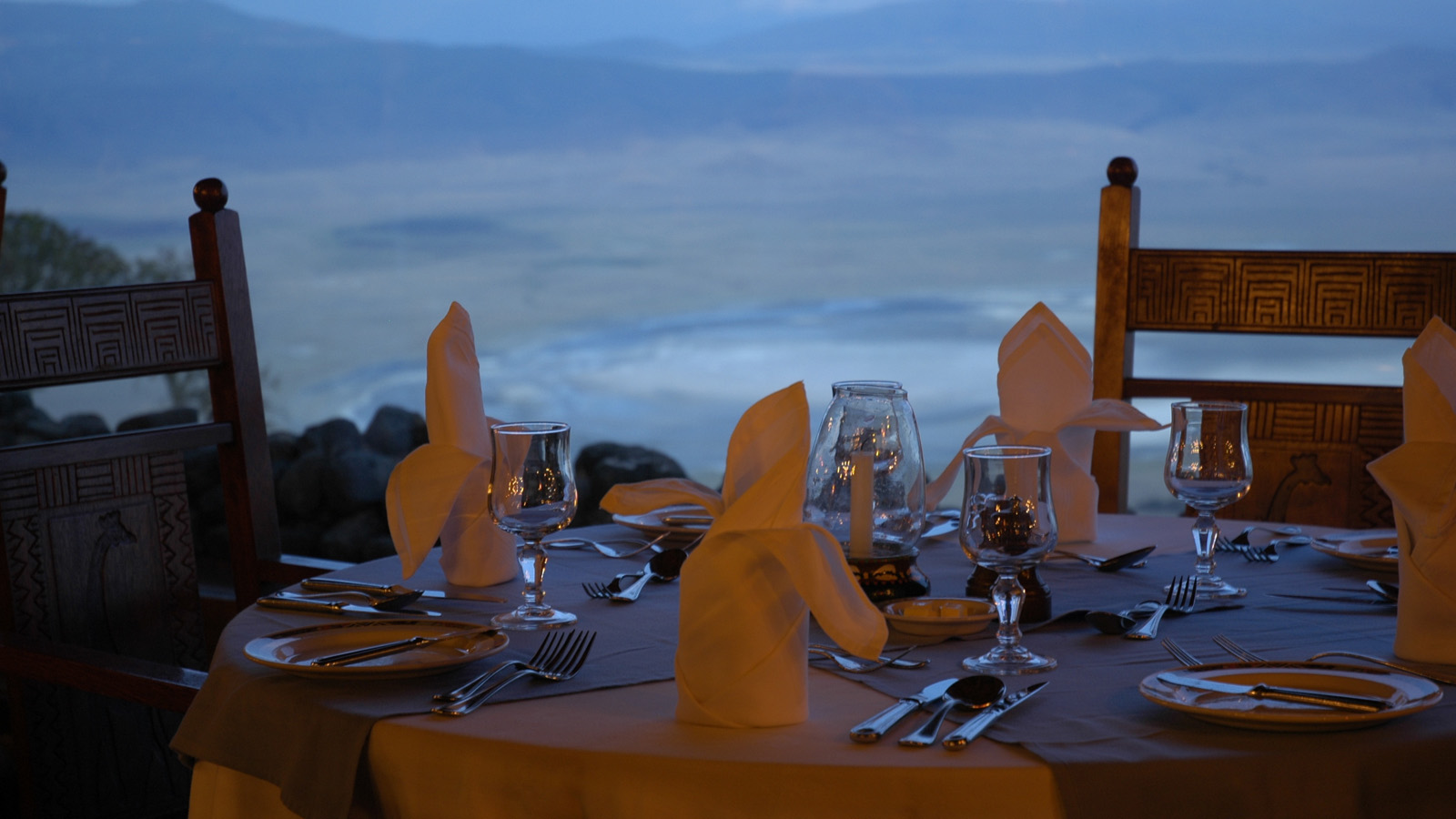 Dining area at Ngorongoro Serena Safari Lodge