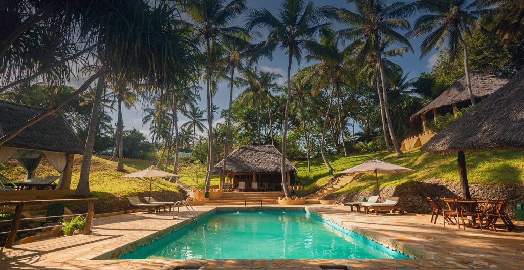 Kinasi Lodge garden view